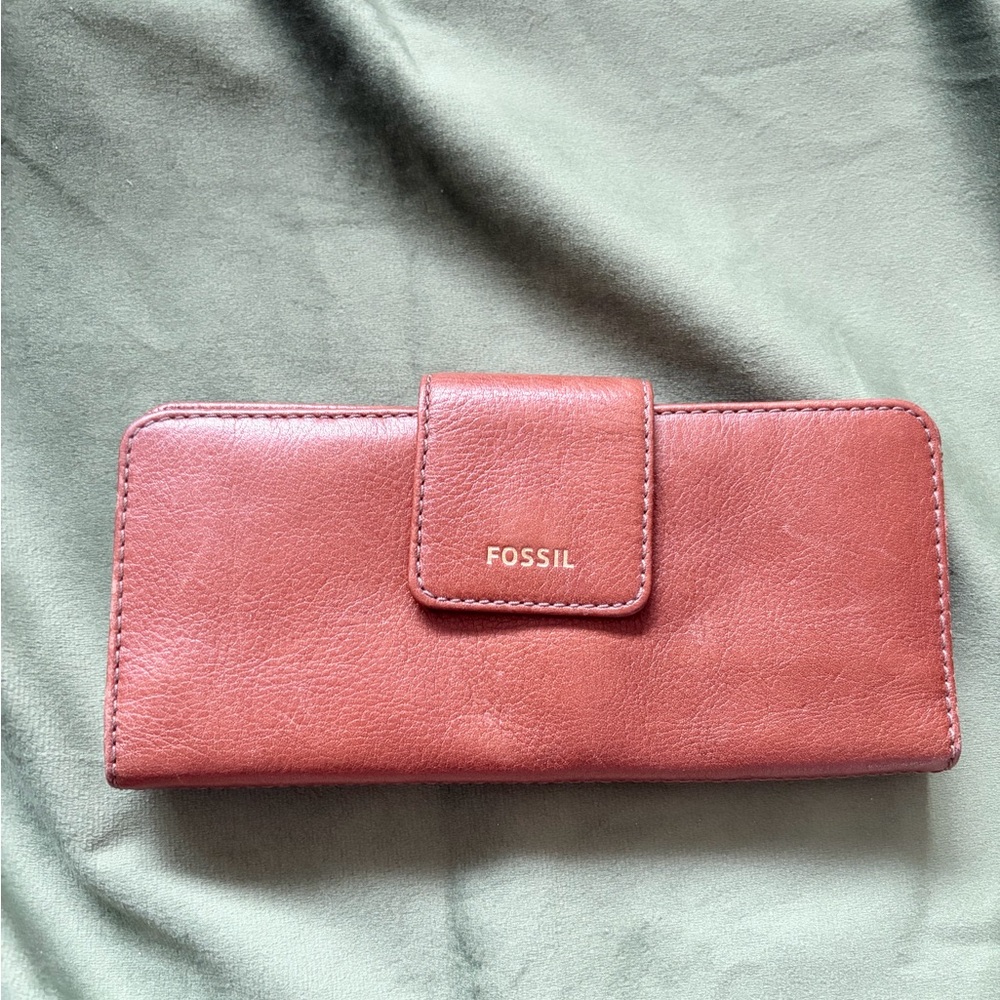 Fossil Women's brown Leather Wallet